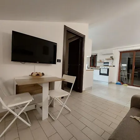 Esperienza Luxury Fronte Mare Con Piscina Appartement