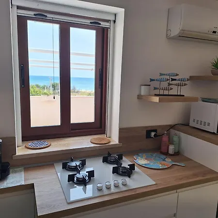 Esperienza Luxury Fronte Mare Con Piscina Appartement